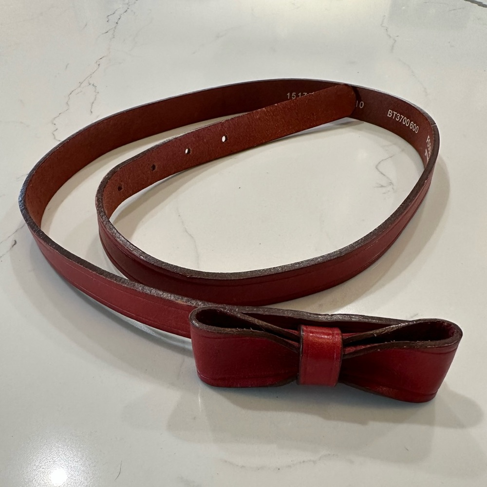 Fossil Red Bow Leather Belt Small/Medium